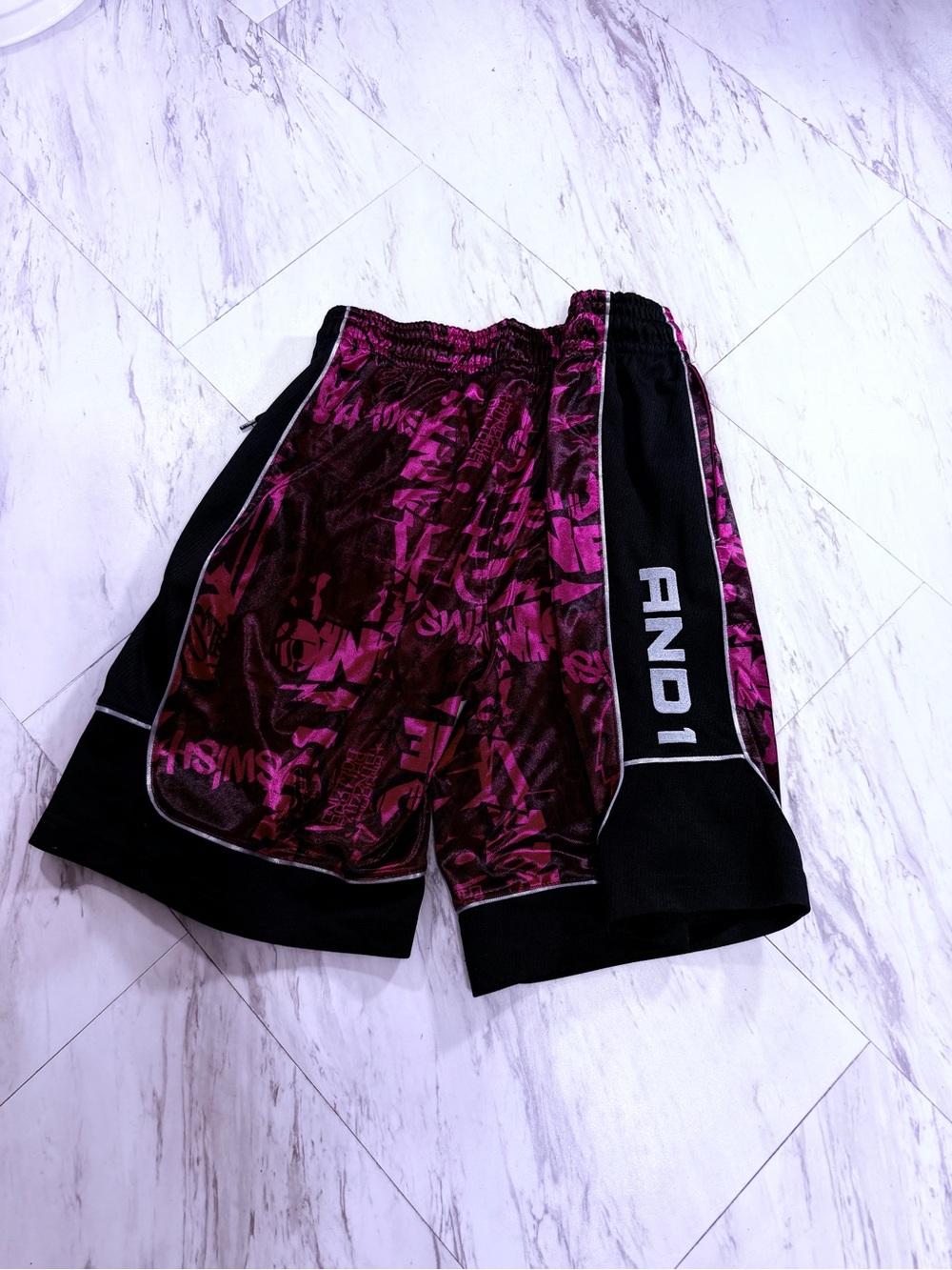 AND1 Men’s Magenta and Black Graphic Basketball Shorts